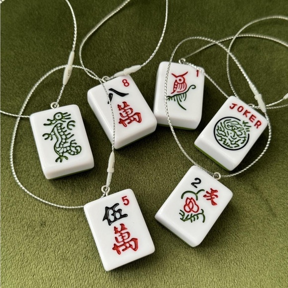 Handcrafted Mahjong ornaments - Picture 2 of 5